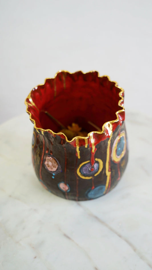 Olé Colourful on Brown Clay