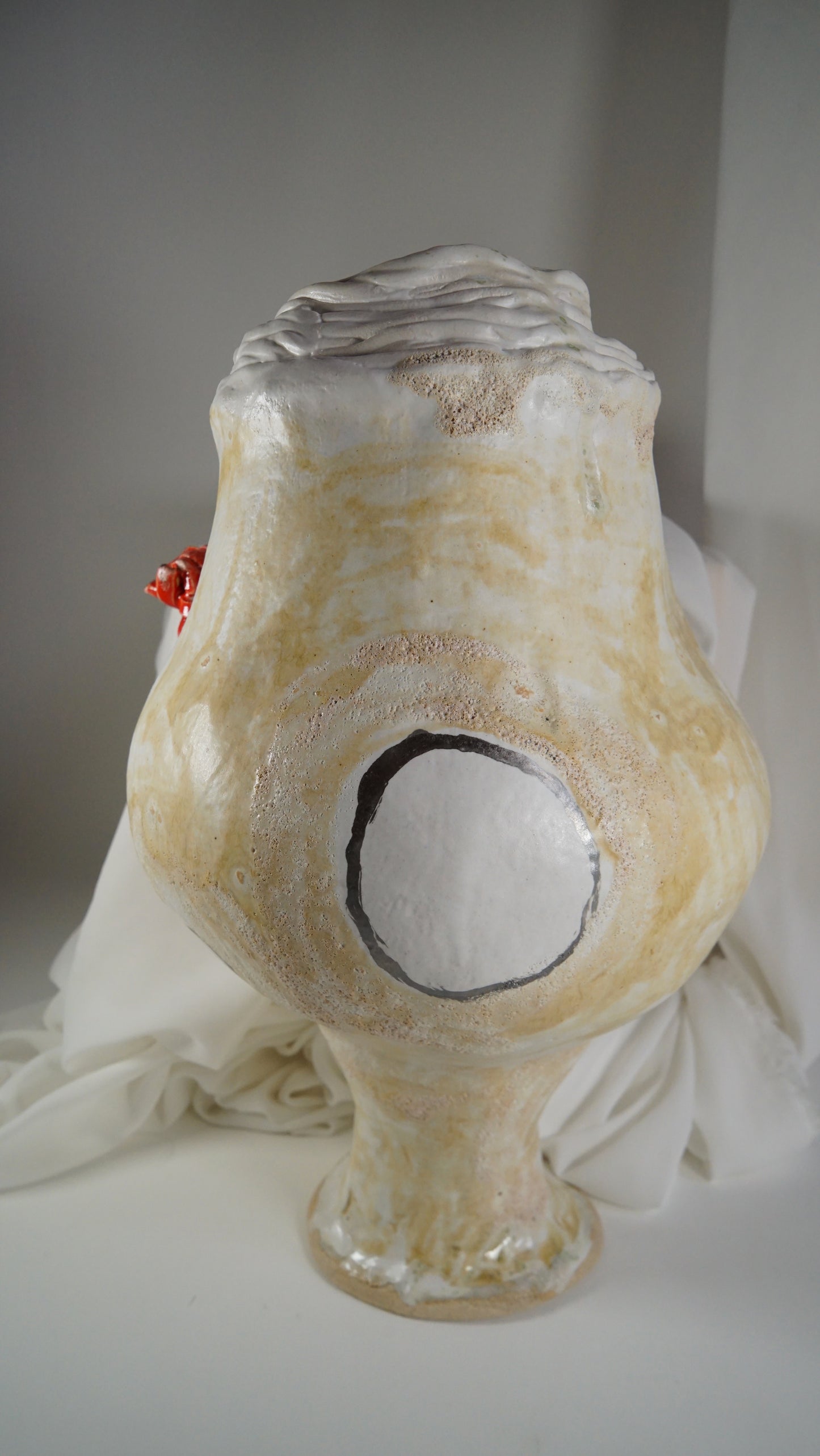 Festive Beige Olé Vessel