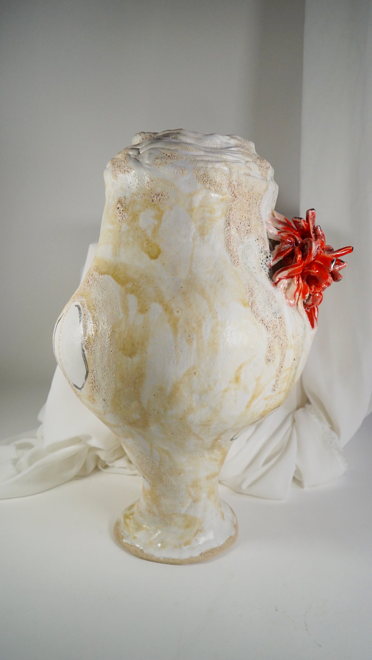 Festive Beige Olé Vessel