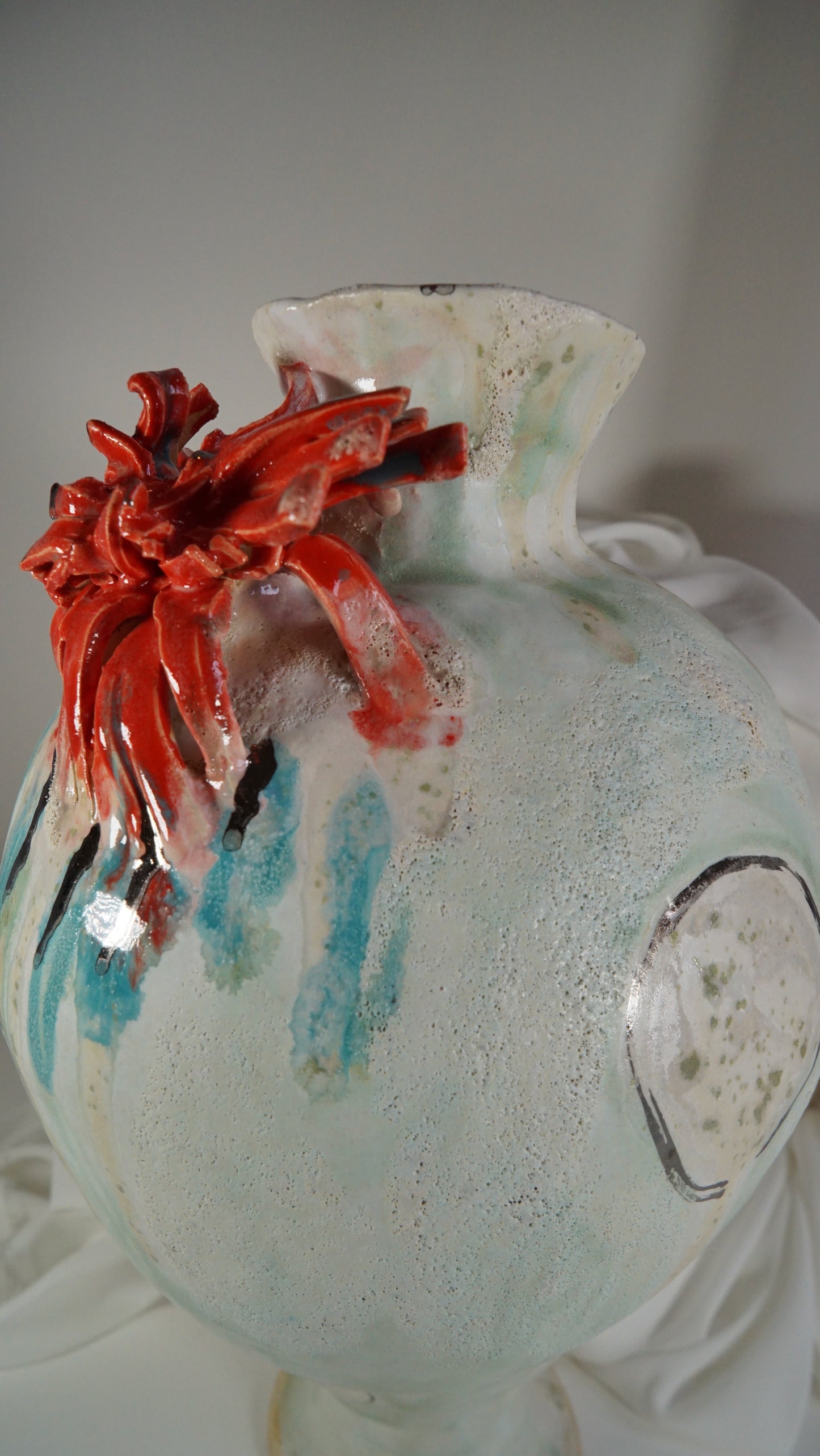 Festive Green Red OLé Vessel