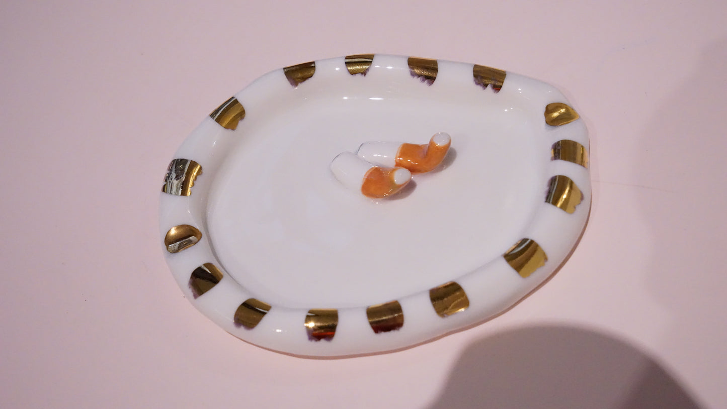 White Porcelain Ashtray with Cigarettes by Hania Jneid