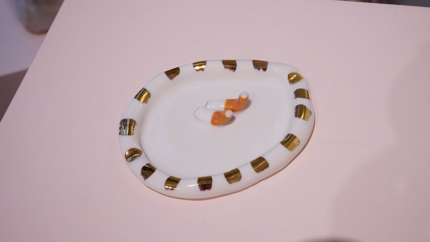 White Porcelain Ashtray with Cigarettes by Hania Jneid