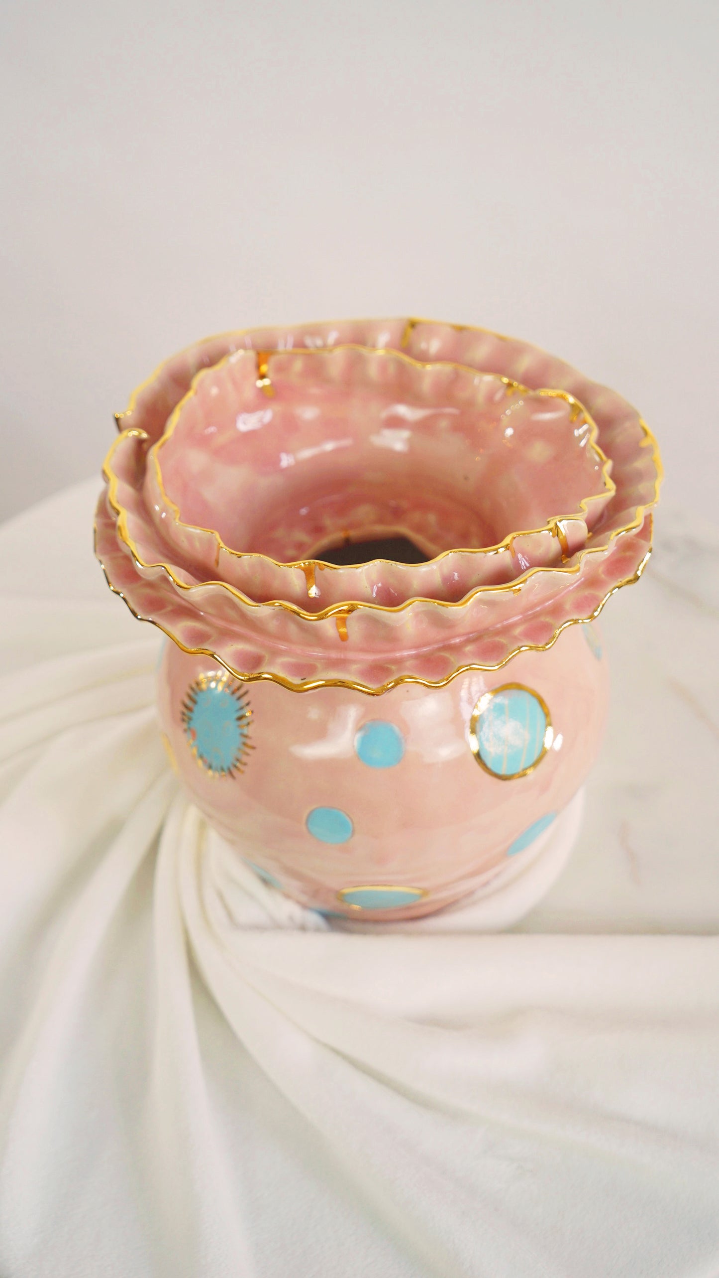 Olé Turquoise on Pink