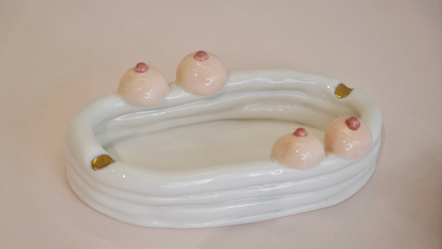 HOT! Ashtray in White Porcelain