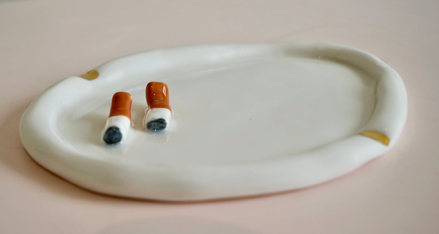 Cigarette Break Ashtray in White Porcelain
