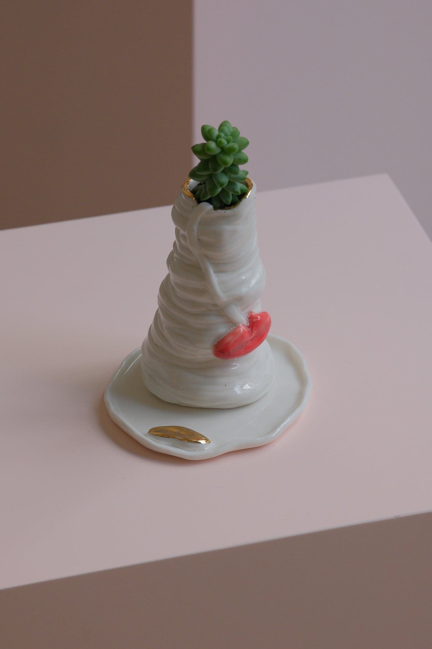 Lips Planter