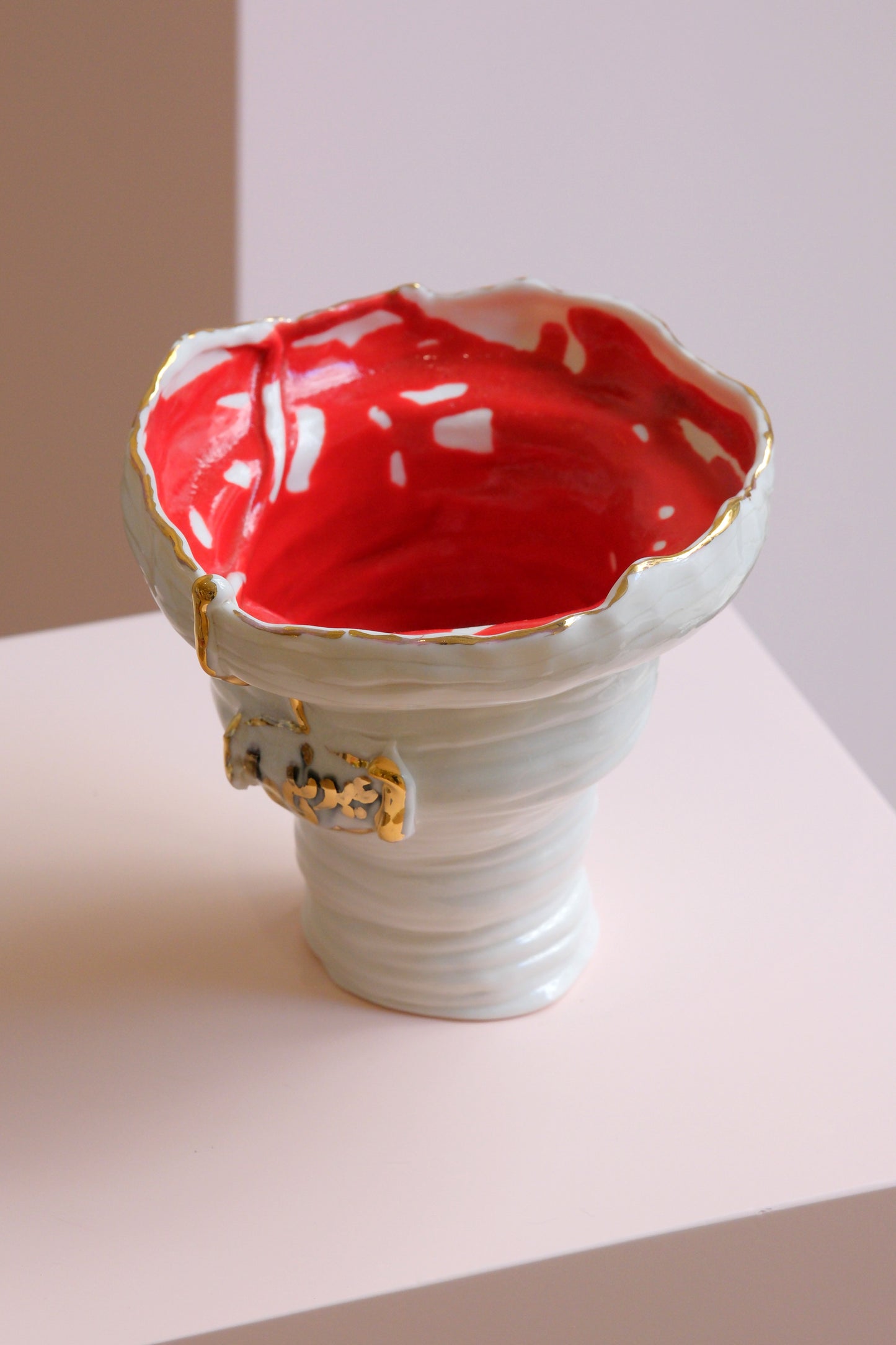 White and Red Porcelain Vase With Calligraphy