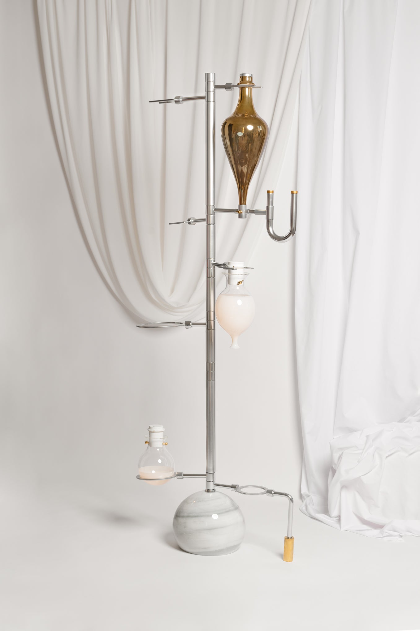 The Emotional Lab Light in white