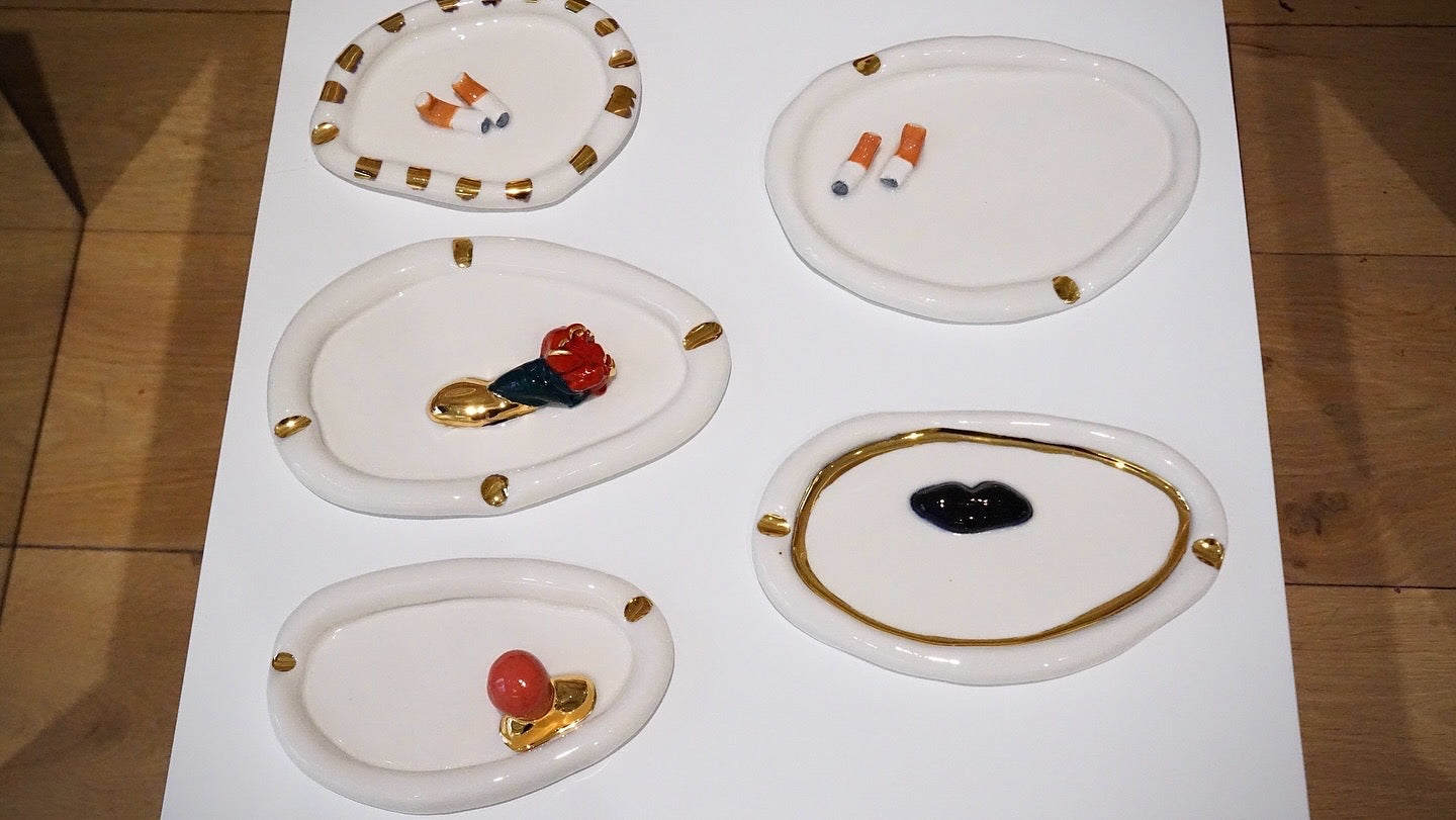 White Porcelain Ashtray with Cigarettes by Hania Jneid