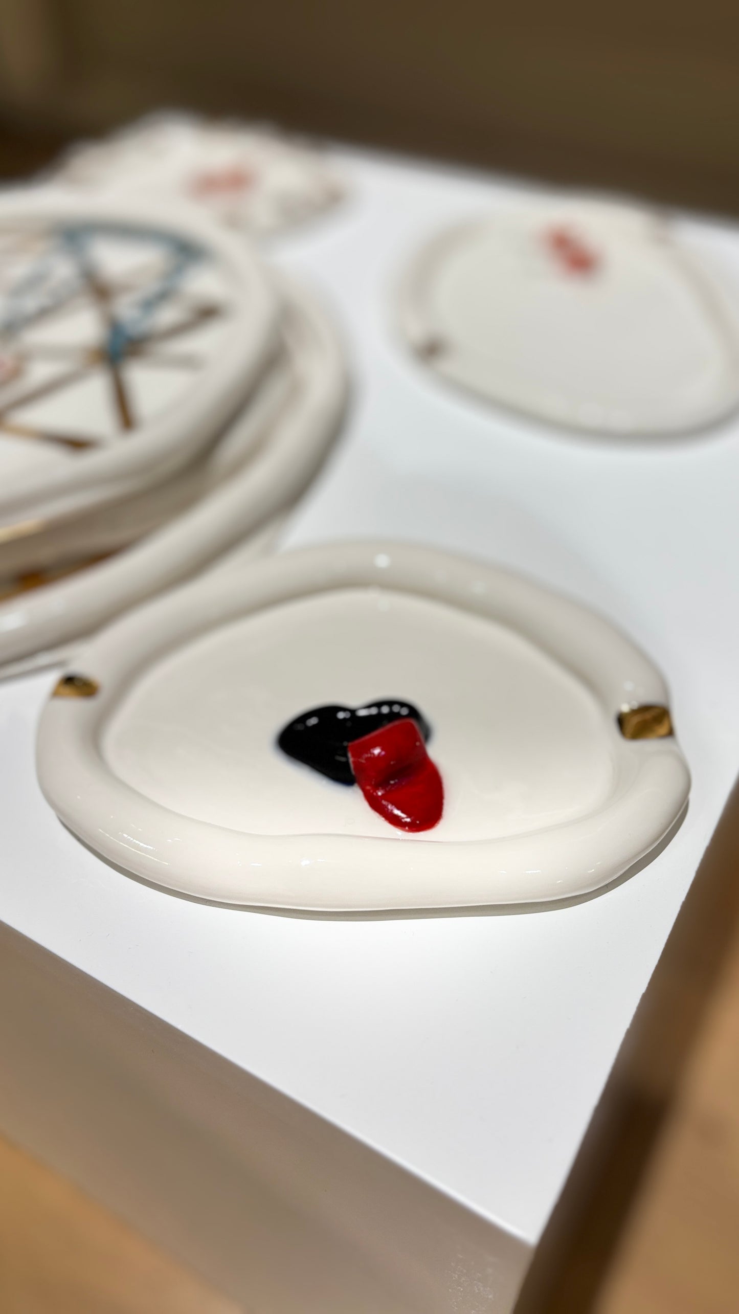Lips Ashtray with Tongue in White Porcelain by Hania Jneid