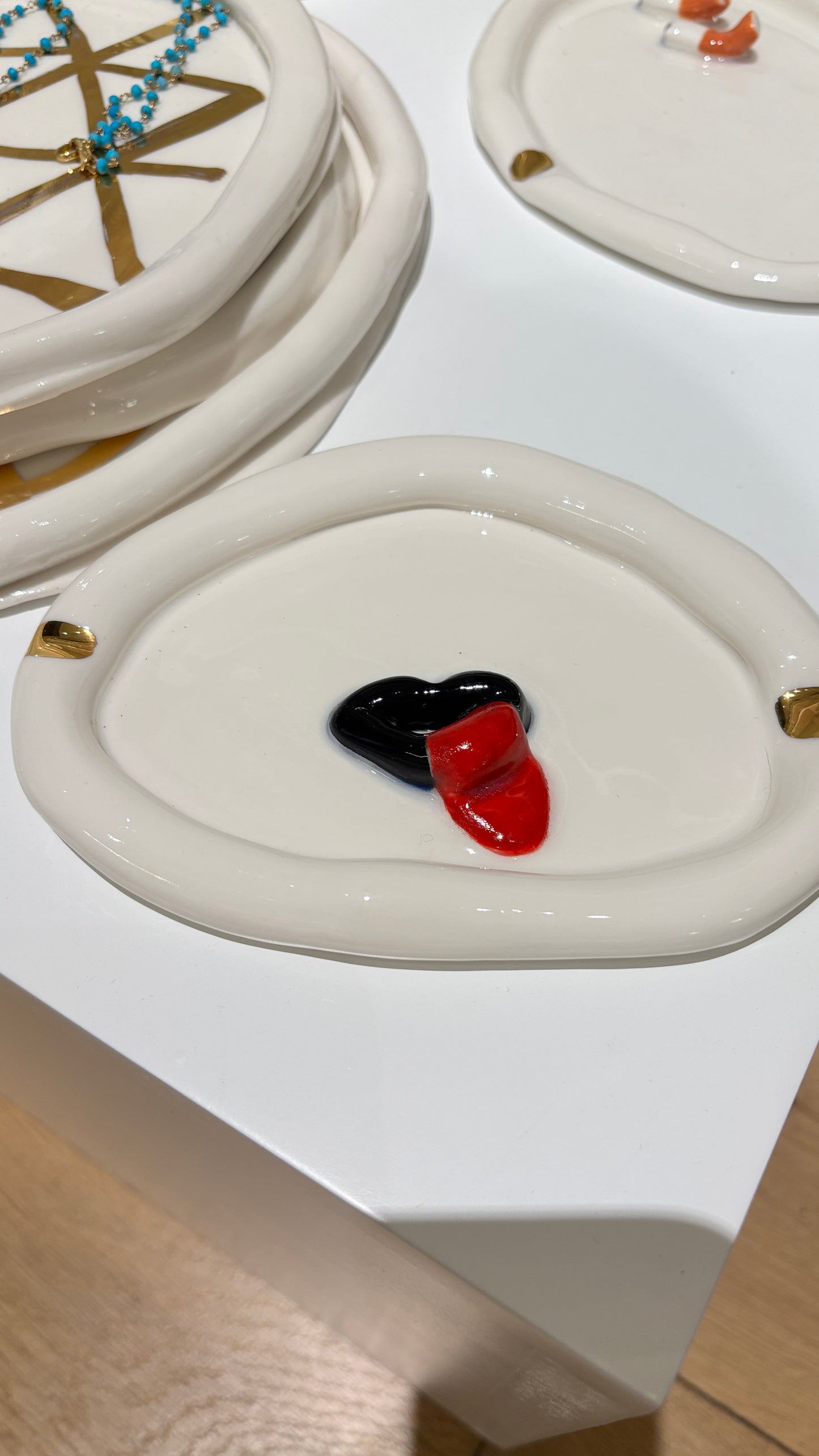 Lips Ashtray with Tongue in White Porcelain by Hania Jneid