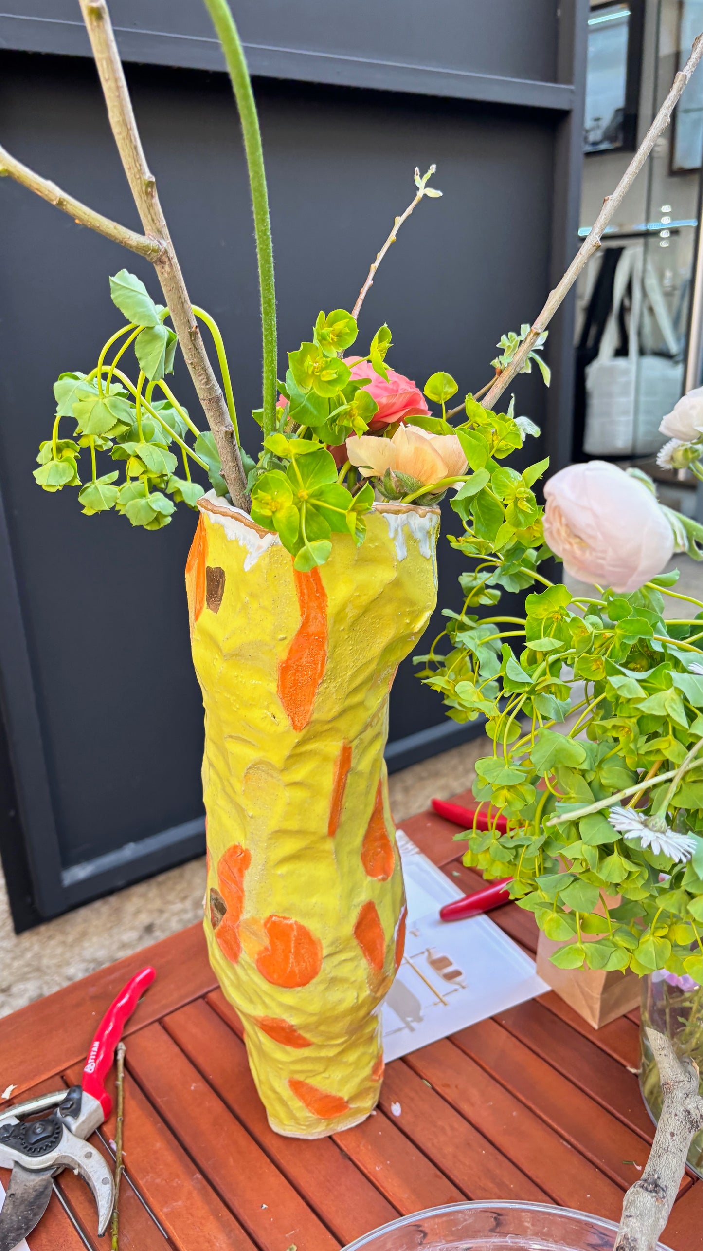 Solar Thread Naive Vase