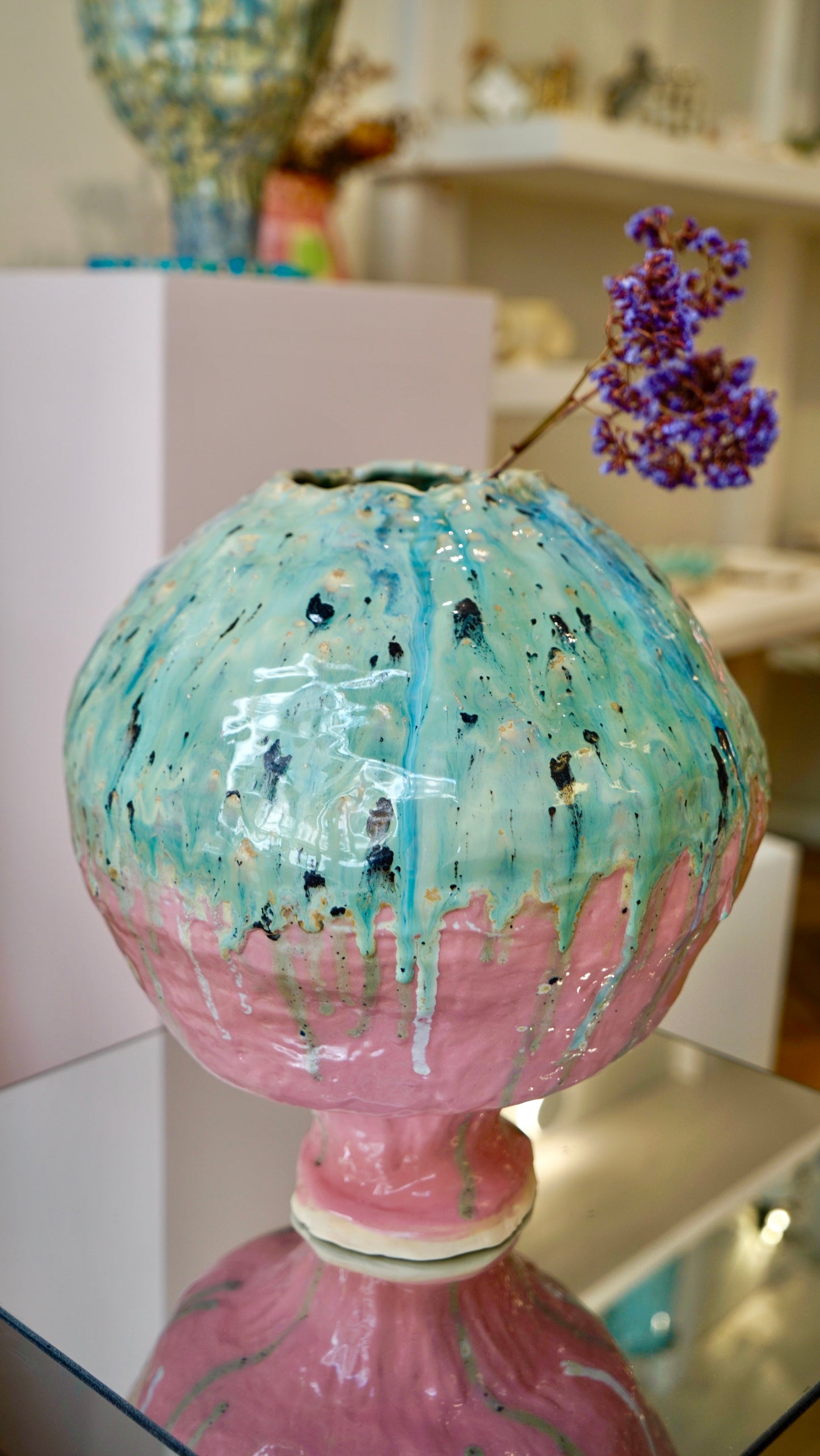 Naive vessel Tierra Nipon in Stoneware