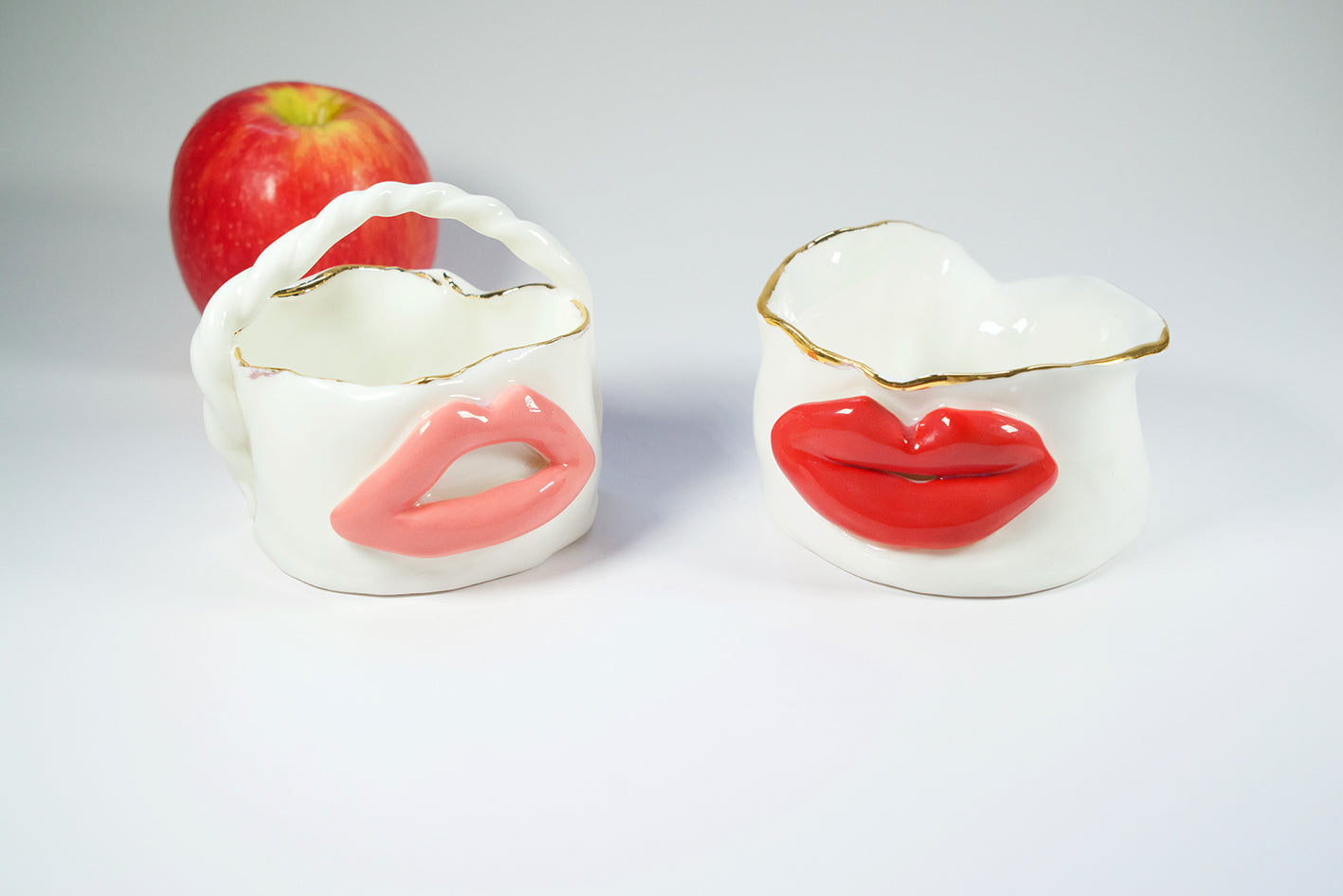 Lips Candy Holder in white porcelain
