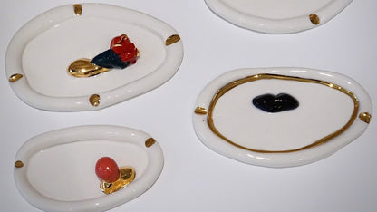 Lips Ashtray with BubbleGum in White Porcelain by Hania Jneid