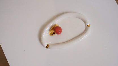 Lips Ashtray with BubbleGum in White Porcelain by Hania Jneid