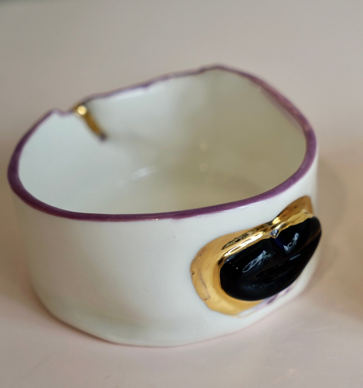 Satin Lips Porcelain Candy Holder