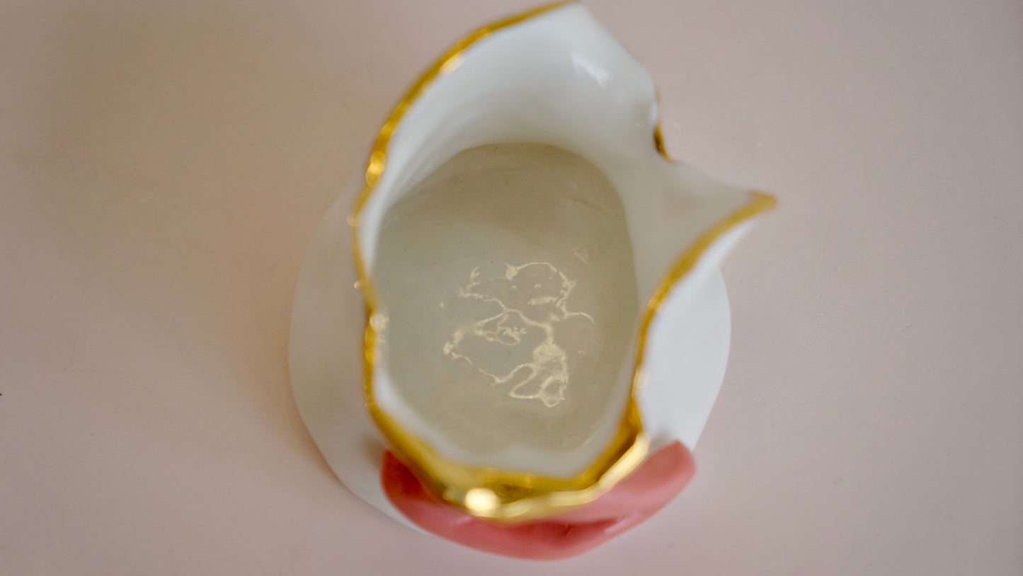 La Bouche Porcelain Candel Holder