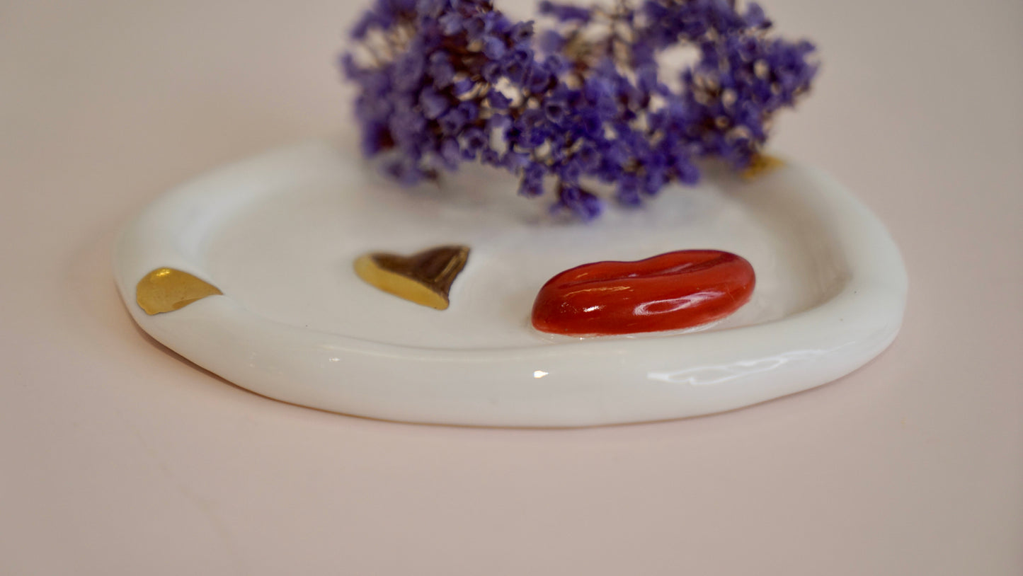 Wink Ashtray in White Porcelain by Hania Jneid