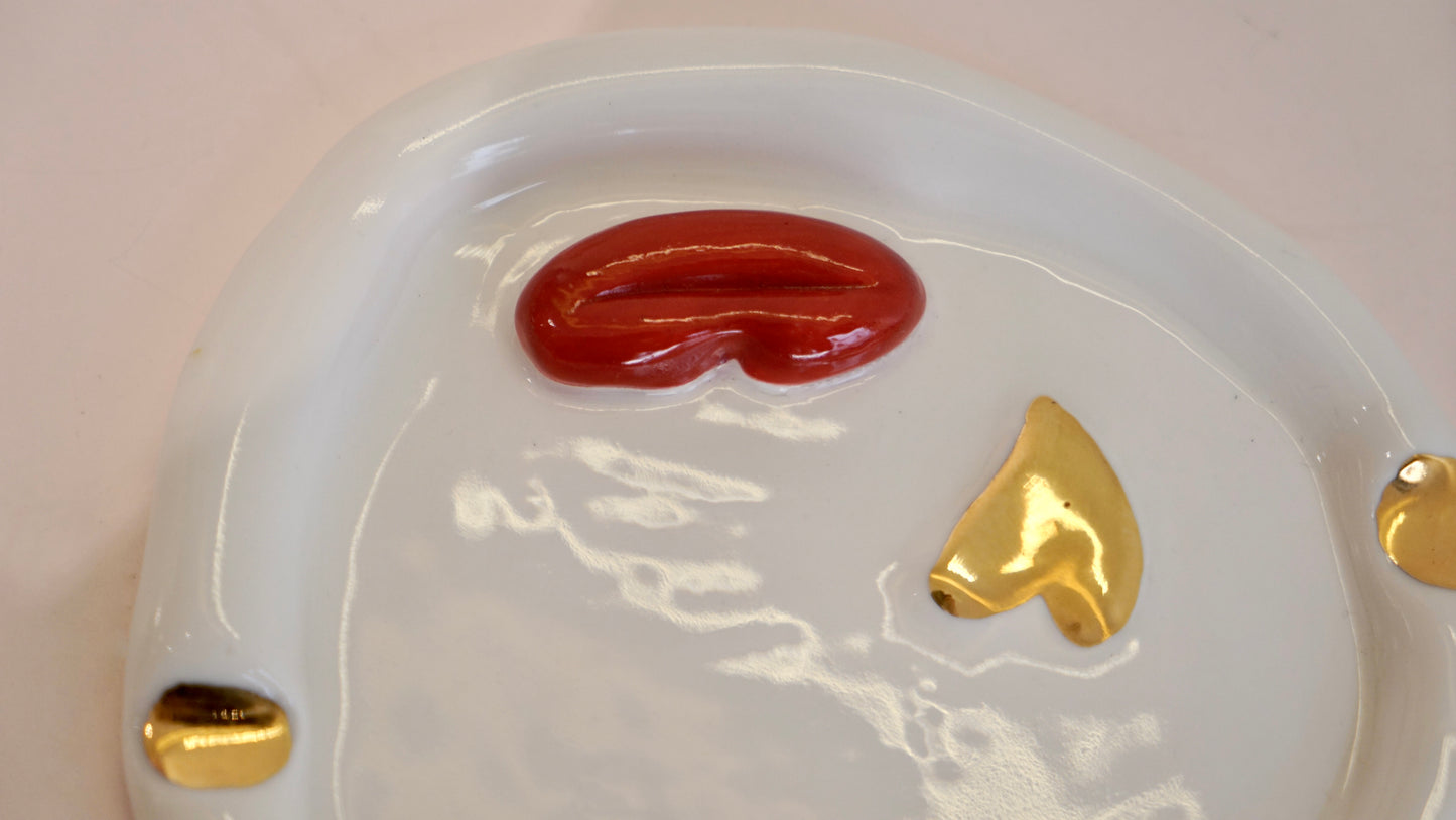 Wink Ashtray in White Porcelain by Hania Jneid